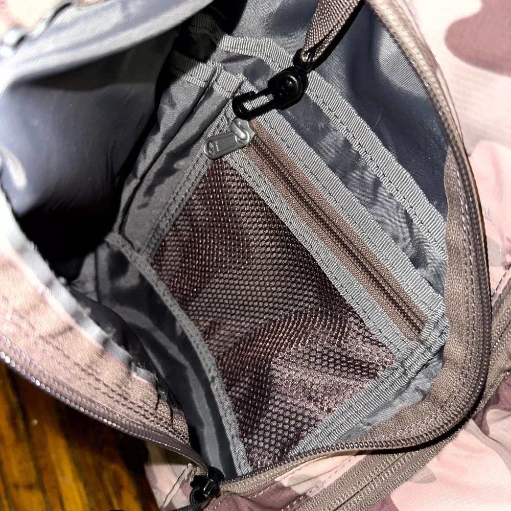 Eddie Bauer 8L Ripstop Sling Pack Brown Camouflage Crossbody Backpack Zipper